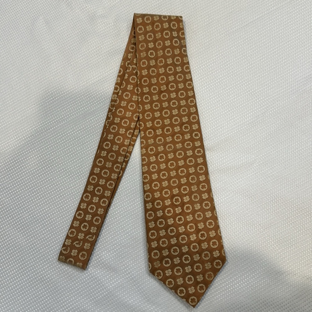 Authentic CHANEL men’s silk necktie - Picture 7 of 9